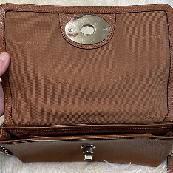 Coach Brown Pebble Leather Crosstown Crossbody Saddle Bag Elegant Chain Link - Picture 3 of 9